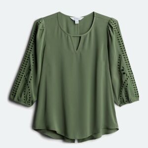 Market & Spruce Women's Hersten Embroidery Detail Top Olive Green